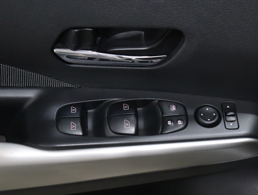 nissan kicks 1.6 16v flexstart sv 4p xtronic