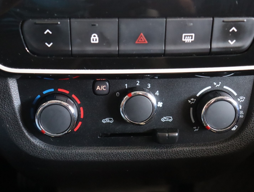 renault kwid 1.0 12v sce flex intense manual