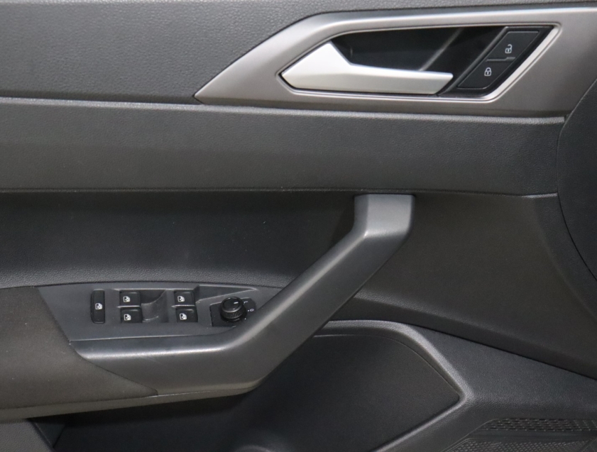 volkswagen nivus 1.0 200 tsi total flex comfortline automatico8