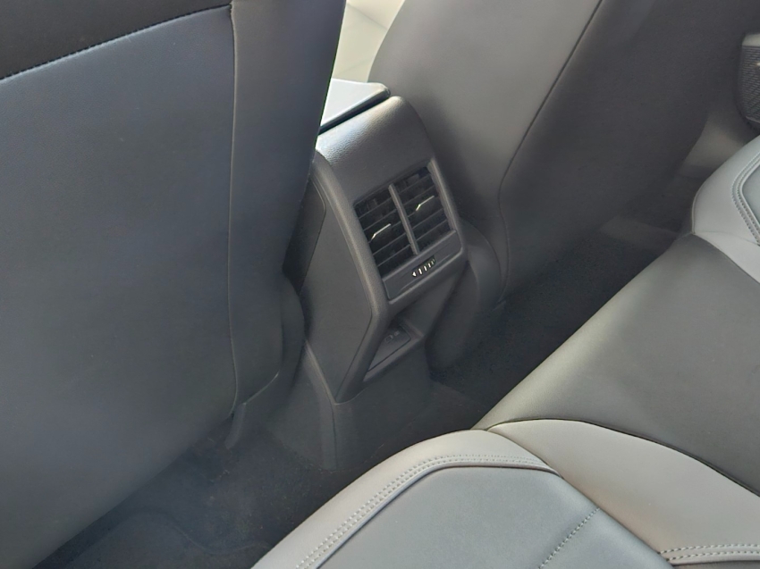 volkswagen nivus 1.0 200 tsi total flex highline automatico18