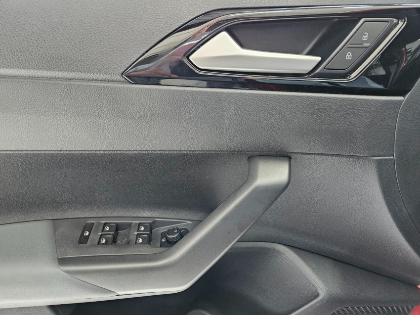 volkswagen nivus 1.0 200 tsi total flex highline automatico9