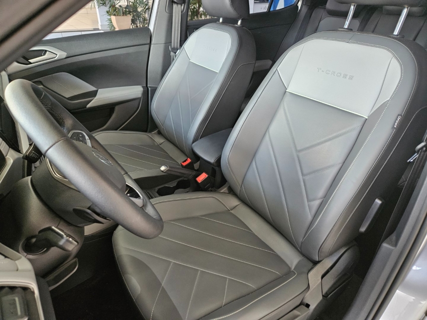 volkswagen t-cross 1.0 200 tsi total flex comfortline automatico4
