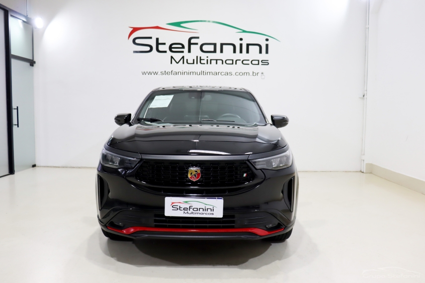 fiat fastback 1.3 turbo 270 flex abarth at6 4p automatico 2025