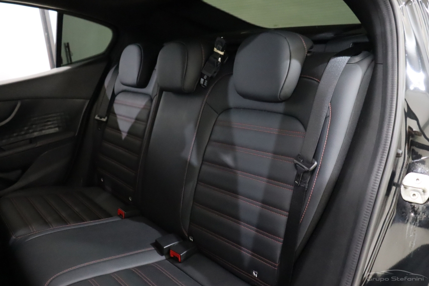 fiat fastback 1.3 turbo 270 flex abarth at6 4p automatico 2025