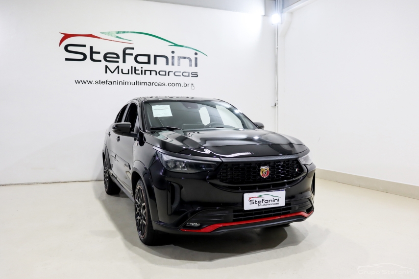 fiat fastback 1.3 turbo 270 flex abarth at6 4p automatico 2025