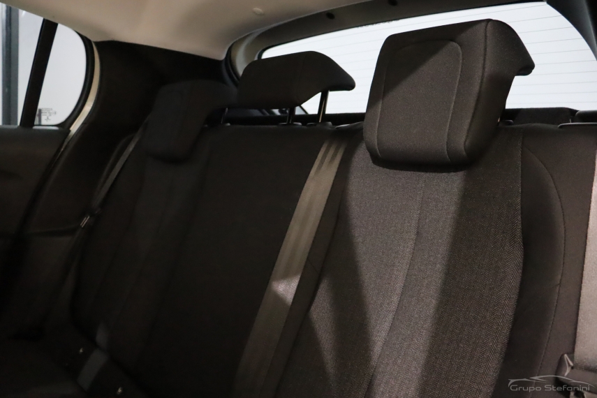 peugeot 208 1.6 16v flex active at6 4p automatico 2023