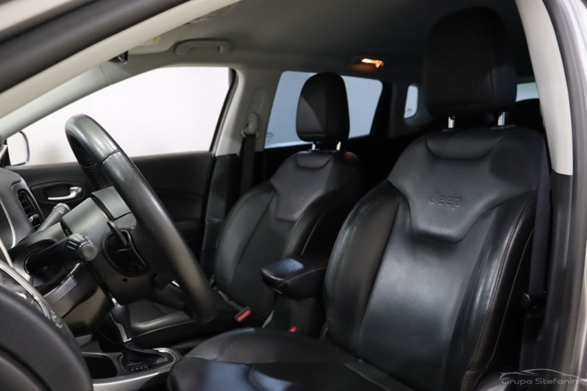 jeep compass 2.0 16v flex longitude automatico 4p 2020