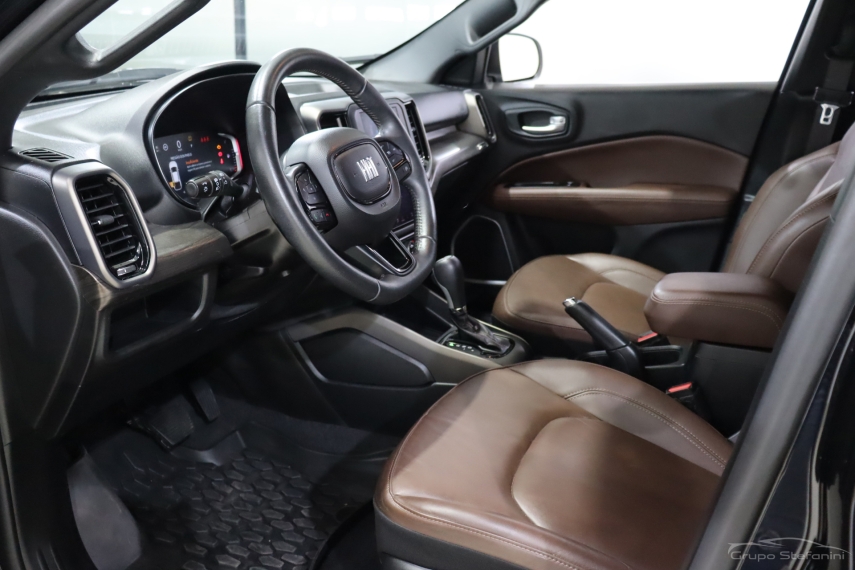 fiat toro 2.0 16v turbo diesel ranch 4wd at9 4p automatico 2023