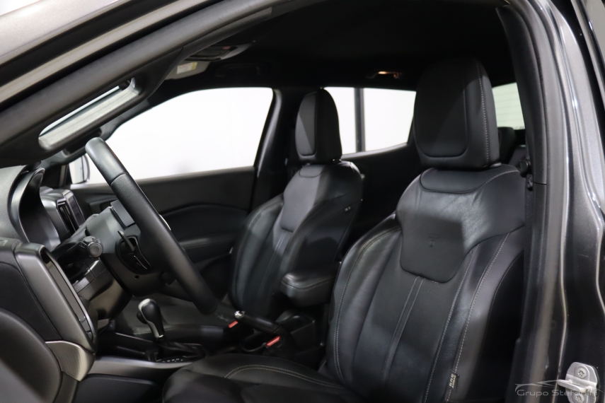fiat toro 1.3 turbo 270 flex volcano at6 4p automatico 2024