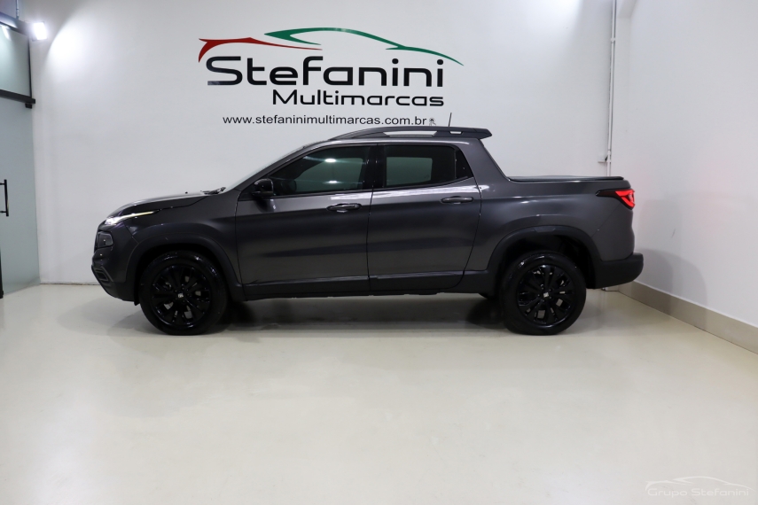 fiat toro 1.3 turbo 270 flex volcano at6 4p automatico 2024