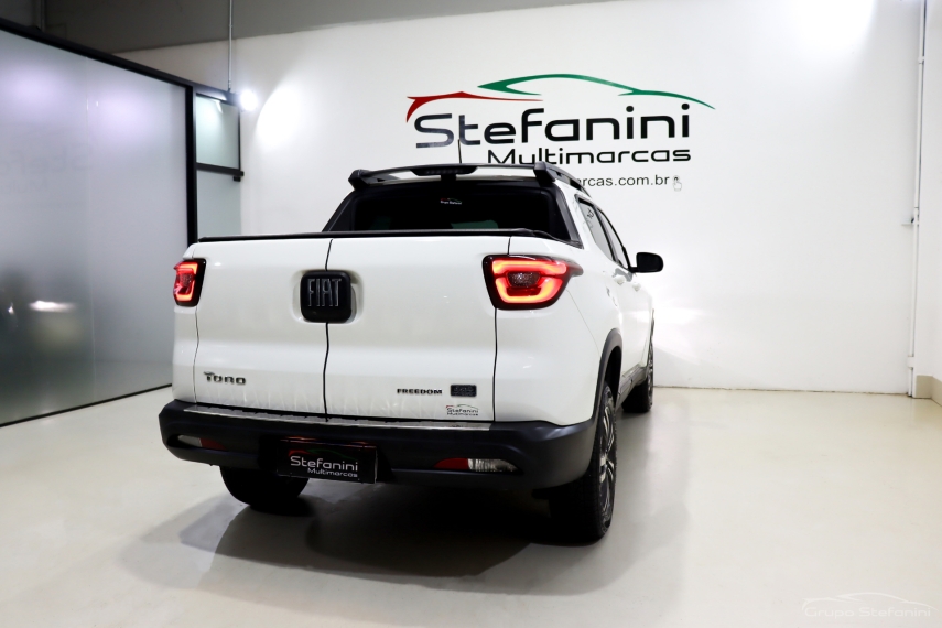 fiat toro 2.0 16v turbo diesel freedom 4wd at9 4p automatico 2022