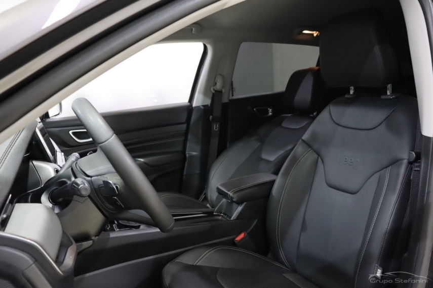 jeep compass 1.3 t270 turbo flex longitude at6 4p automatico 2023