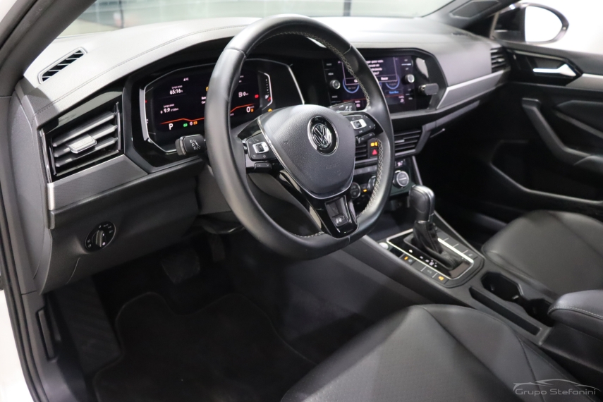 volkswagen jetta 1.4 250 tsi total flex r-line tiptronic 4p automatico 2019