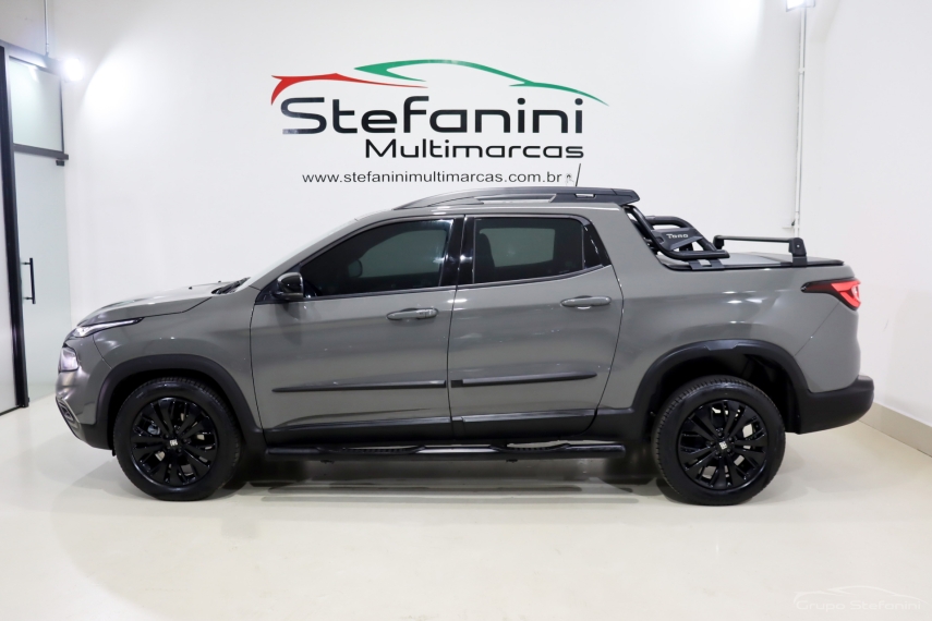 fiat toro 1.3 turbo 270 flex volcano at6 4p automatico 2024