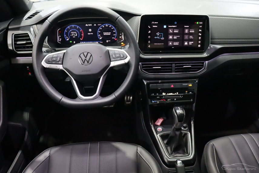 volkswagen t-cross 1.4 250 tsi total flex highline automatico 4p 2025