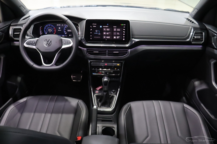 volkswagen t-cross 1.4 250 tsi total flex highline automatico 4p 2025