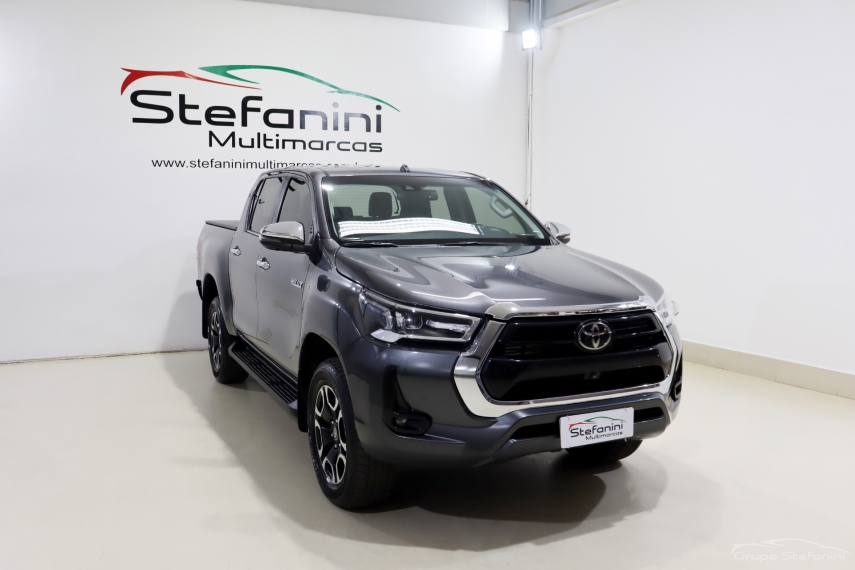 toyota hilux 2.8 d-4d turbo diesel cd srx 4x4 automatico 4p 2023