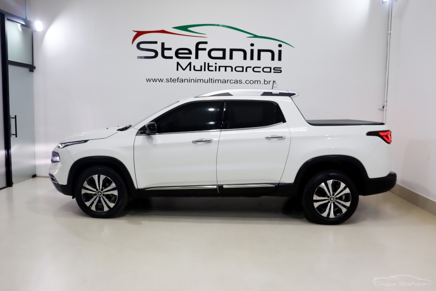 fiat toro 2.0 16v turbo diesel volcano 4wd at9 4p automatico 2022