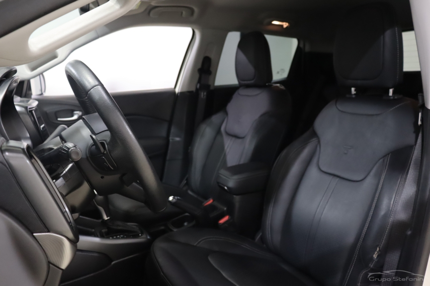 fiat toro 2.0 16v turbo diesel volcano 4wd at9 4p automatico 2022