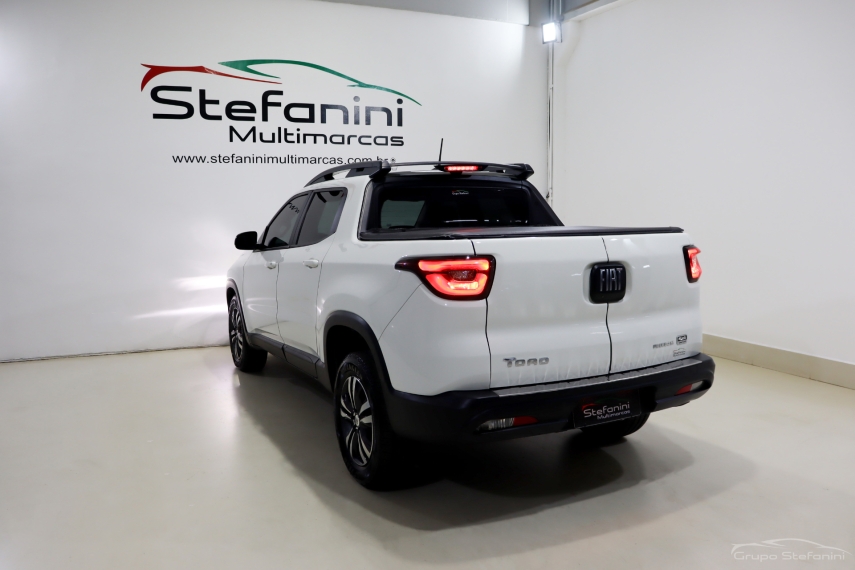 fiat toro 2.0 16v turbo diesel freedom 4wd at9 4p automatico 2022