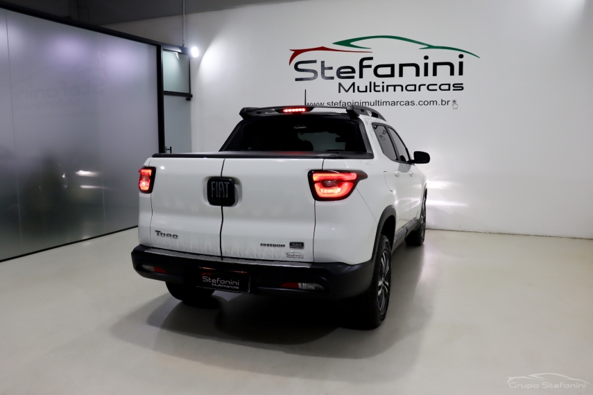 fiat toro 2.0 16v turbo diesel freedom 4wd at9 4p automatico 2022