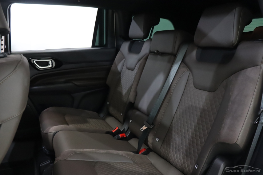 jeep commander 1.3 t270 turbo flex overland at6 4p automatico 2025