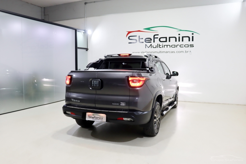 fiat toro 2.0 16v turbo diesel ranch 4wd at9 4p automatico 2023