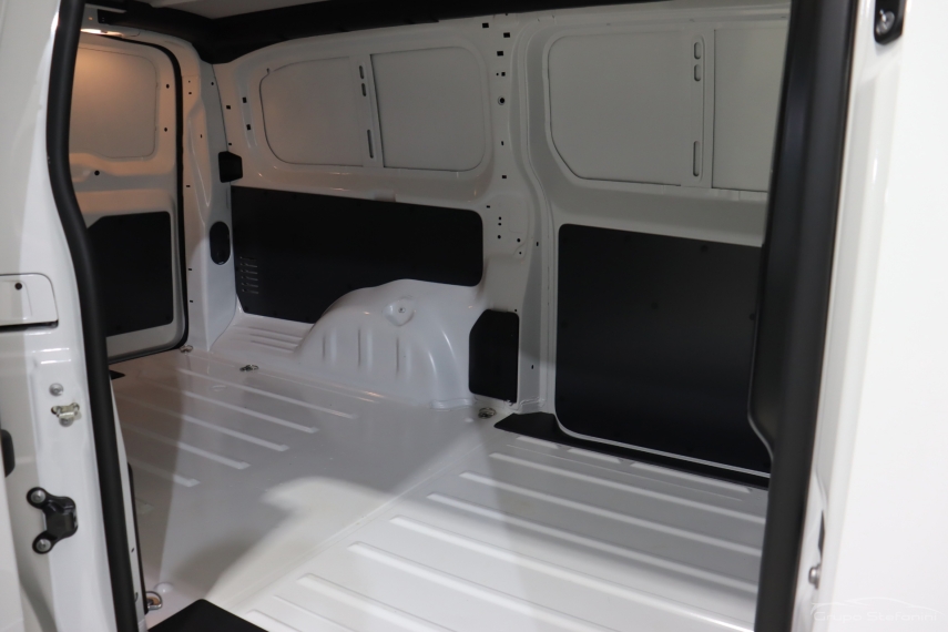 fiat scudo 1.5 bluehdi diesel cargo manual 3p 2024