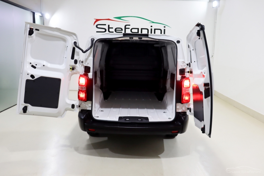 fiat scudo 1.5 bluehdi diesel cargo manual 3p 2024