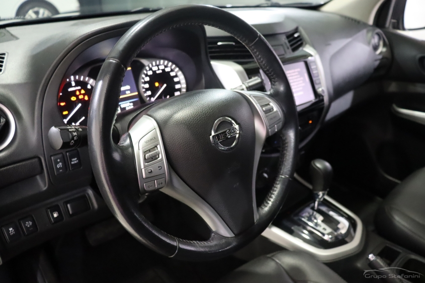 nissan frontier 2.3 16v turbo diesel le cd 4x4 automatico 4p 2020
