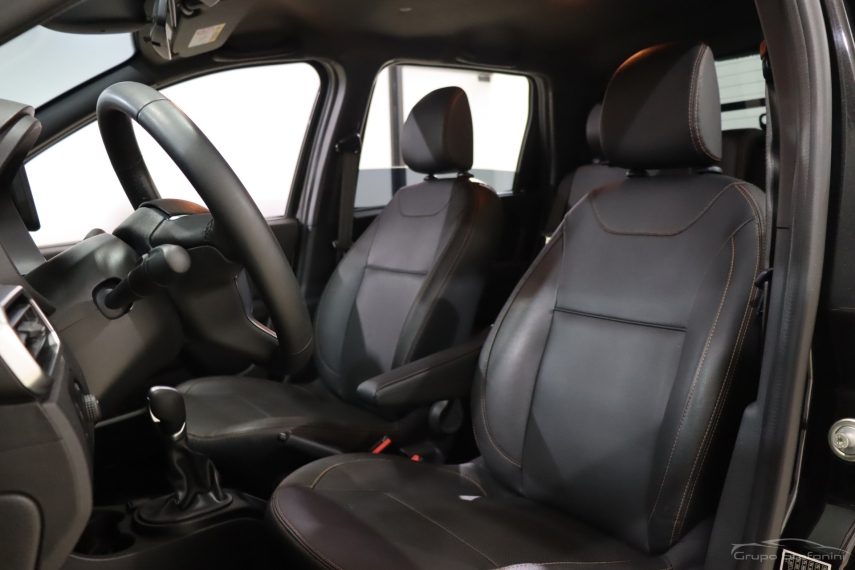 renault oroch 1.3 tce flex outsider x-tronic 4p automatico 2023