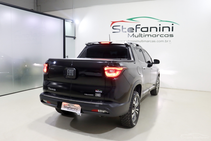 fiat toro 2.0 16v turbo diesel volcano 4wd at9 4p automatico 2022