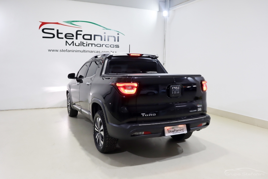 fiat toro 2.0 16v turbo diesel volcano 4wd at9 4p automatico 2022