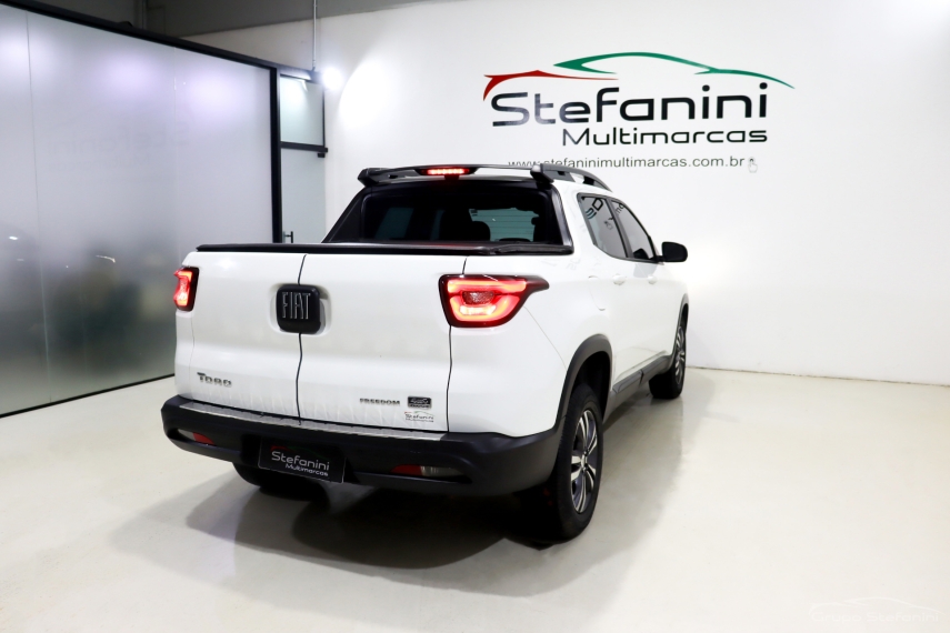 fiat toro 2.0 16v turbo diesel freedom 4wd at9 4p automatico 2022