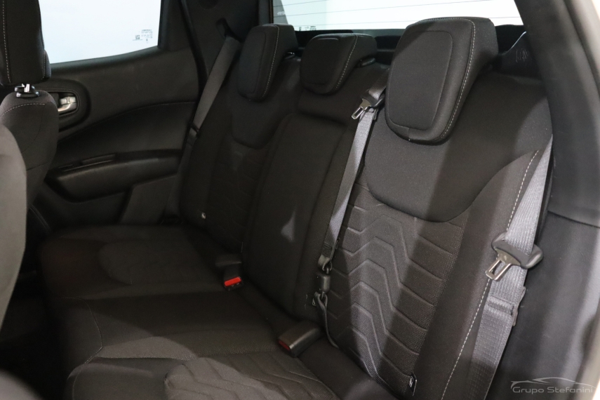 fiat toro 2.0 16v turbo diesel freedom 4wd at9 4p automatico 2022