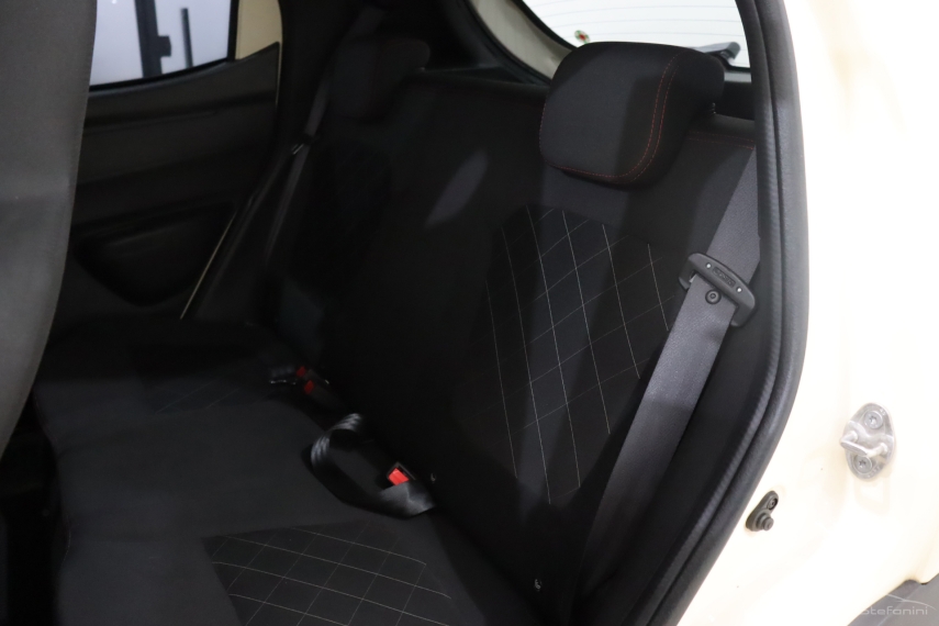 renault kwid 1.0 12v sce flex zen manual 4p 2019