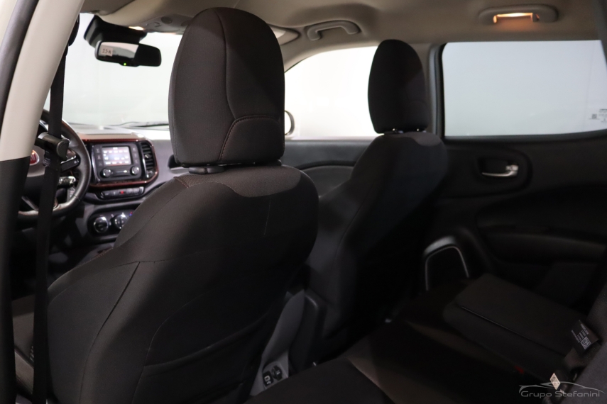 fiat toro 2.4 16v multiair flex freedom at9 4p automatico 2018