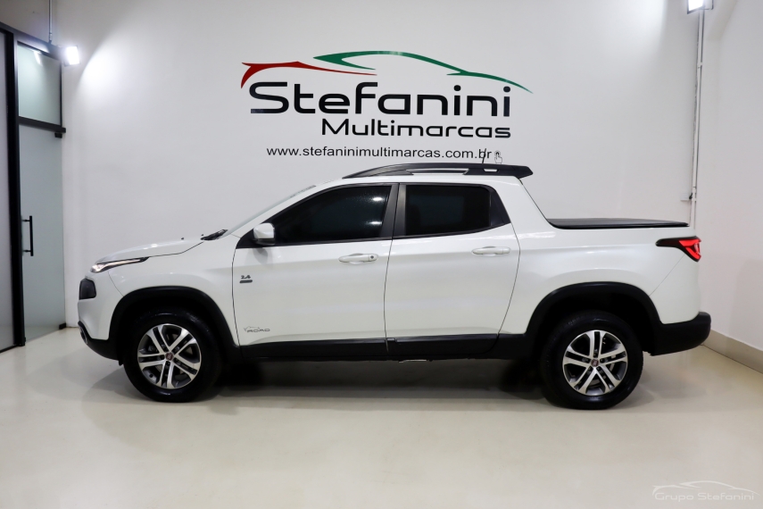 fiat toro 2.4 16v multiair flex freedom at9 4p automatico 2018