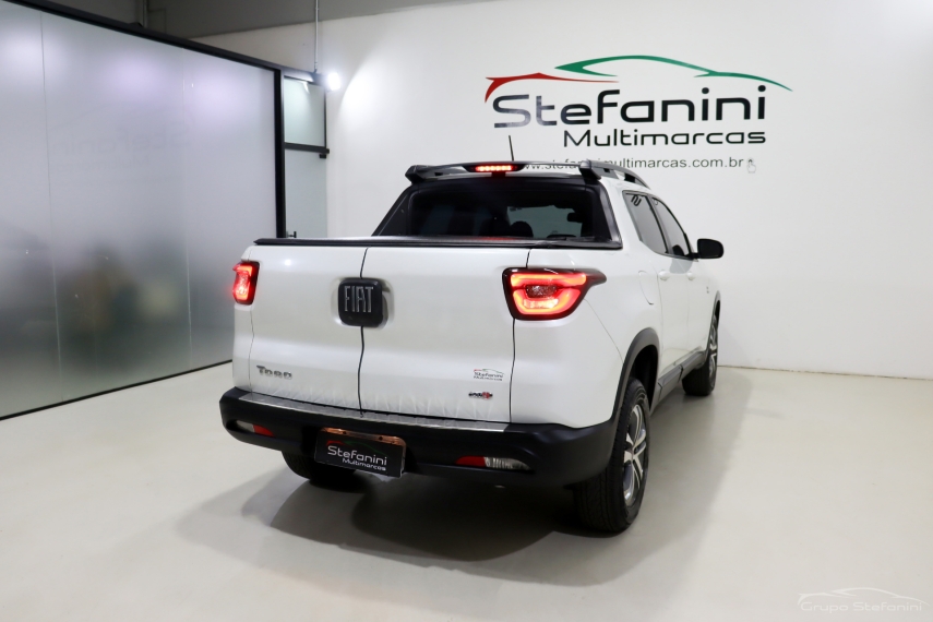fiat toro 2.4 16v multiair flex freedom at9 4p automatico 2018