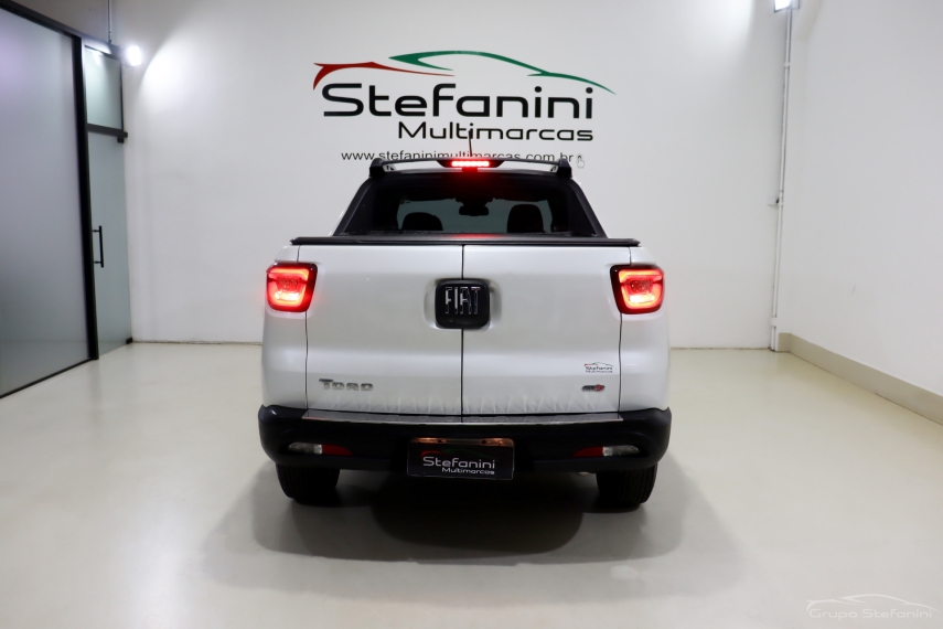 fiat toro 2.4 16v multiair flex freedom at9 4p automatico 2018