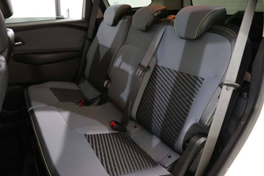 chevrolet spin 1.8 activ 8v flex 4p automatico 2022