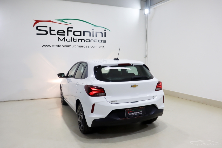 chevrolet onix 1.0 flex lt manual 4p 2025