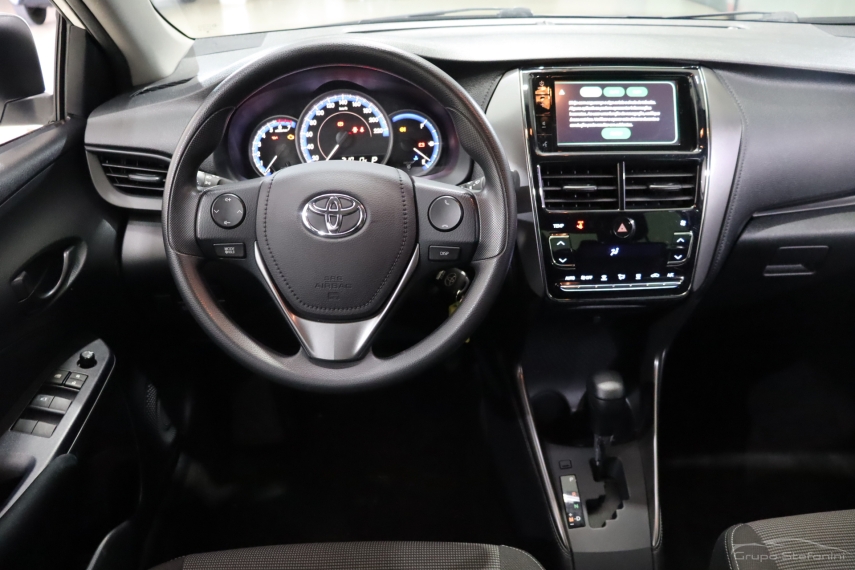 toyota yaris 1.5 16v flex sedan xl live multidrive 4p automatico 2023