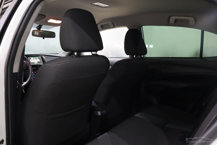toyota yaris 1.5 16v flex sedan xl live multidrive 4p automatico 2023