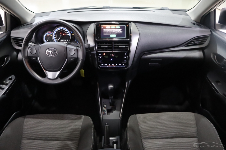 toyota yaris 1.5 16v flex sedan xl live multidrive 4p automatico 2023