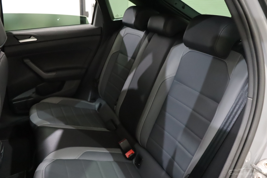 volkswagen nivus 1.0 200 tsi total flex highline automatico 4p 2024