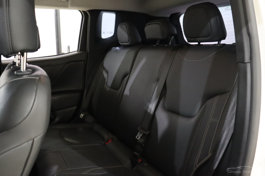 jeep renegade 1.3 t270 turbo flex longitude at6 4p automatico 2023