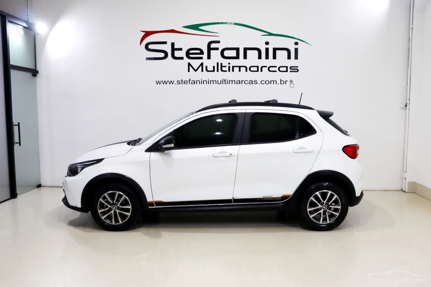 fiat argo 1.3 firefly flex trekking cvt 4p automatico 2023