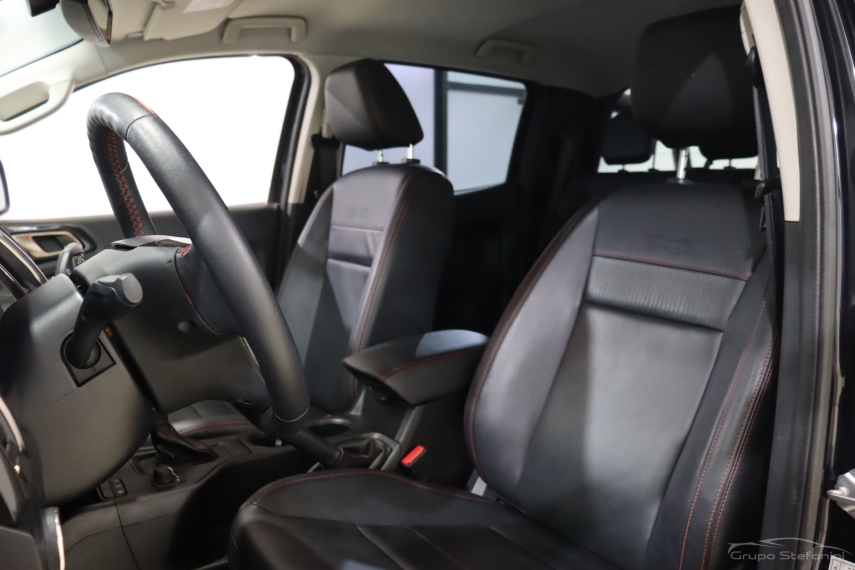 ford ranger 3.2 fx4 4x4 cd 20v diesel 4p automatico 2023