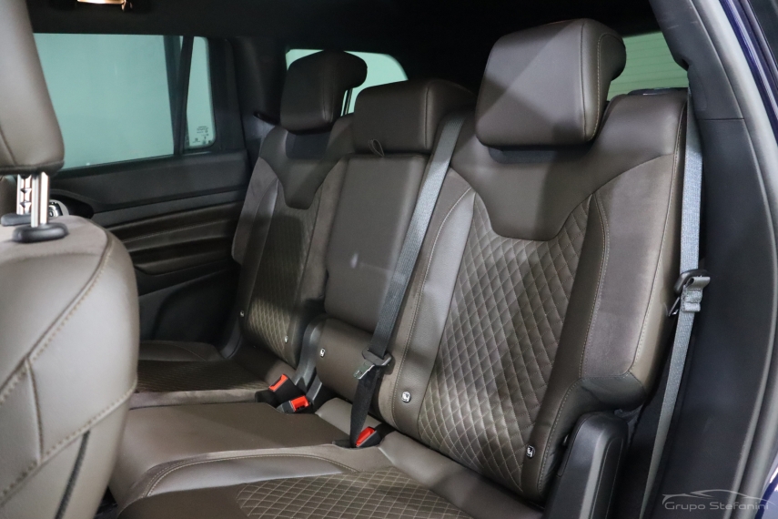 jeep commander 2.0 td380 turbo diesel overland at9 4p automatico 2022